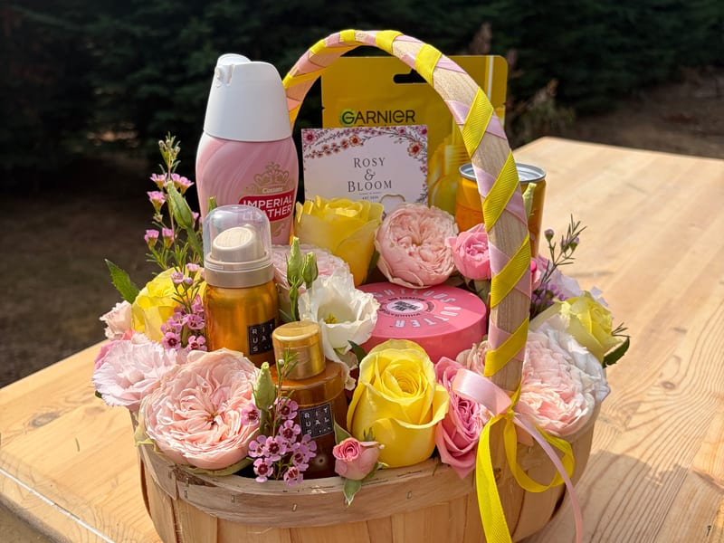 Luxury “Bloom Basket”